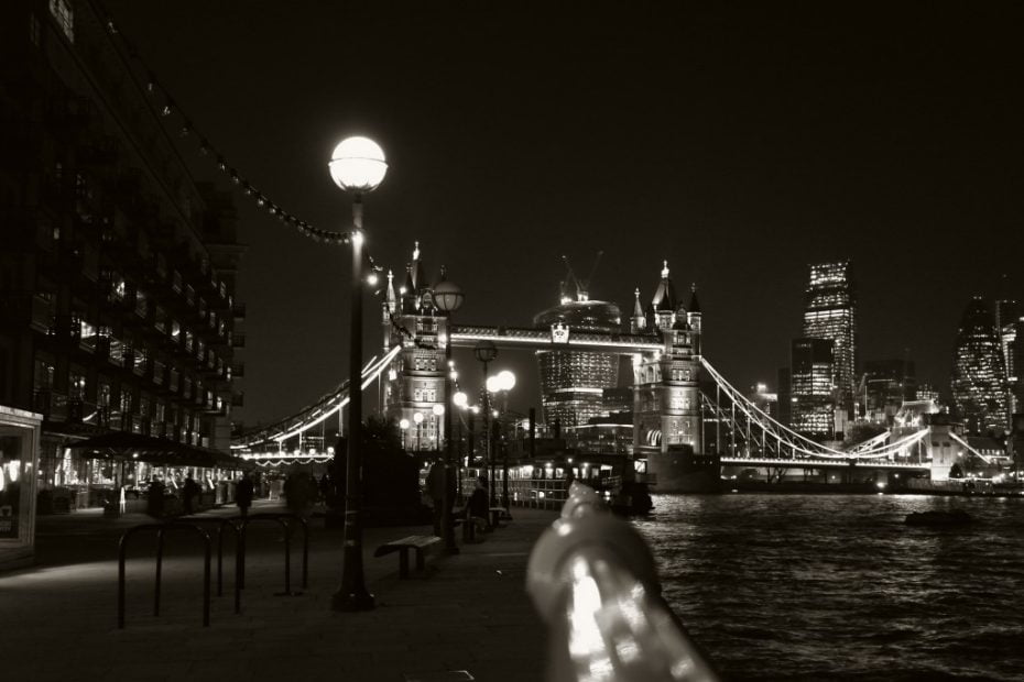 Tower Bridge – black and white