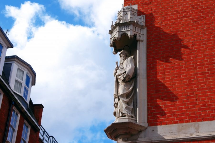 Great Peter Street statue