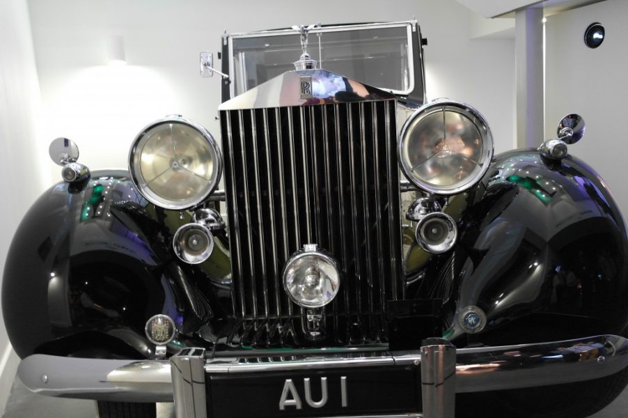 Rolls-Royce Phantom III – Goldfinger