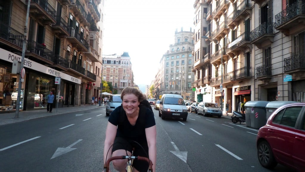 Unique Spanish City Experiences with Local Guided Tours - trip4real 15 Cycle through Barcelona on a vintage bike!