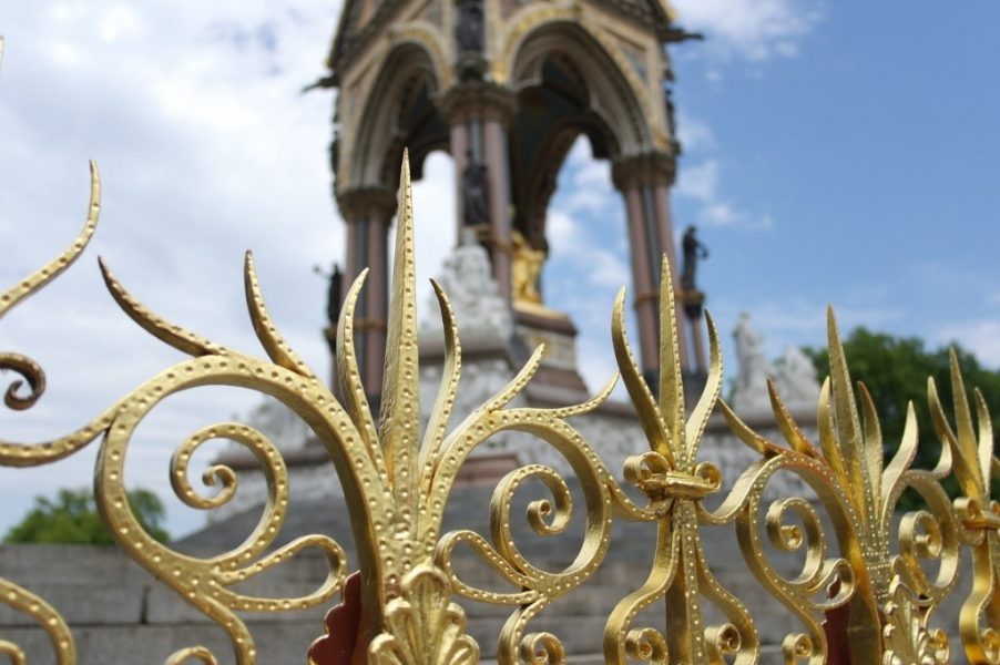 Gold gates Albert Memorial, Hyde Park