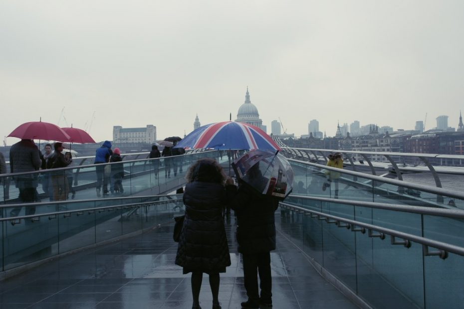 Union Jack Gloom