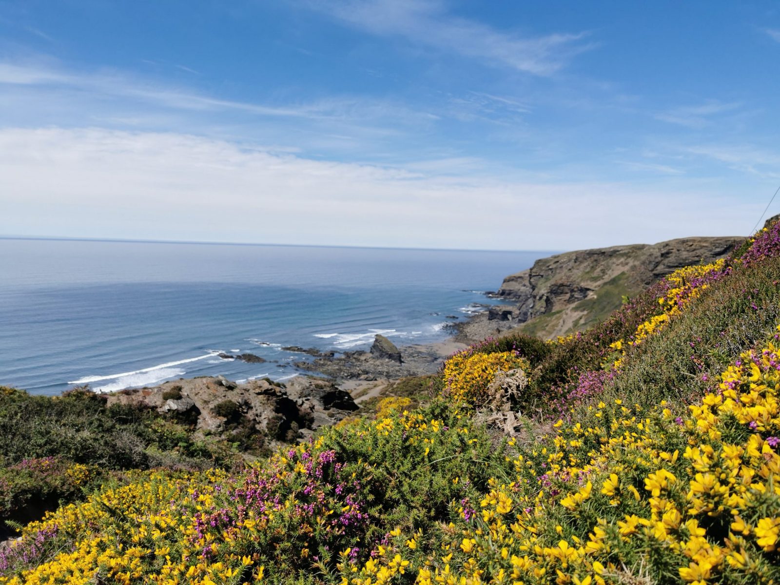 The Strangles Beach & Trail: A Hidden & Quiet Beach in Cornwall 1 The Strangles Beach & Trail: A Hidden & Quiet Beach in Cornwall 1