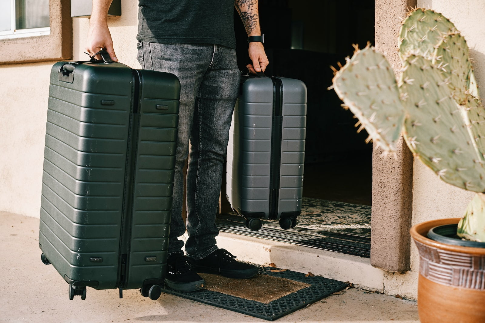 Best Checked Luggage For International Travel 2023 Elite Travel Blog