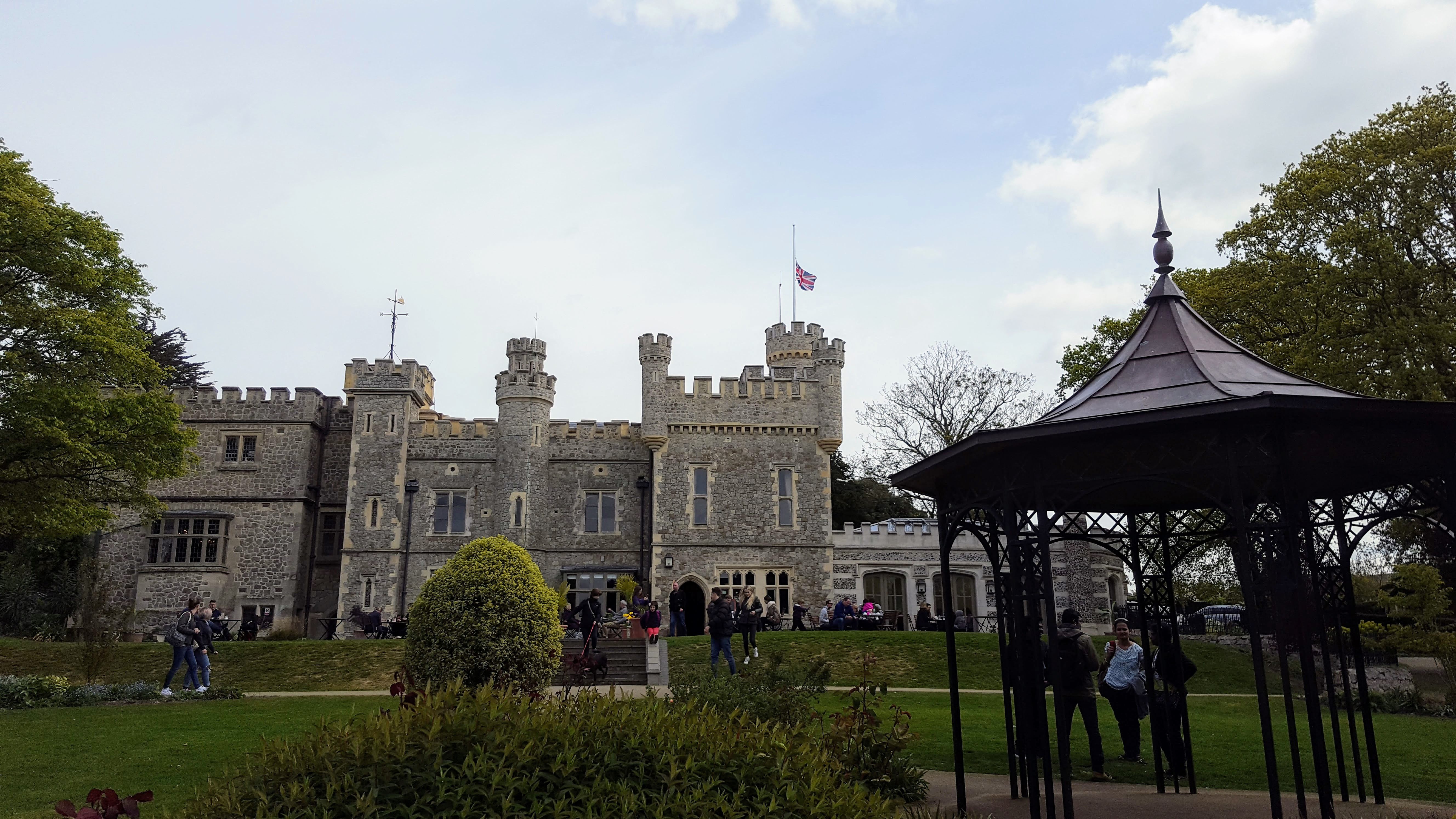 whitstable castle and gardens